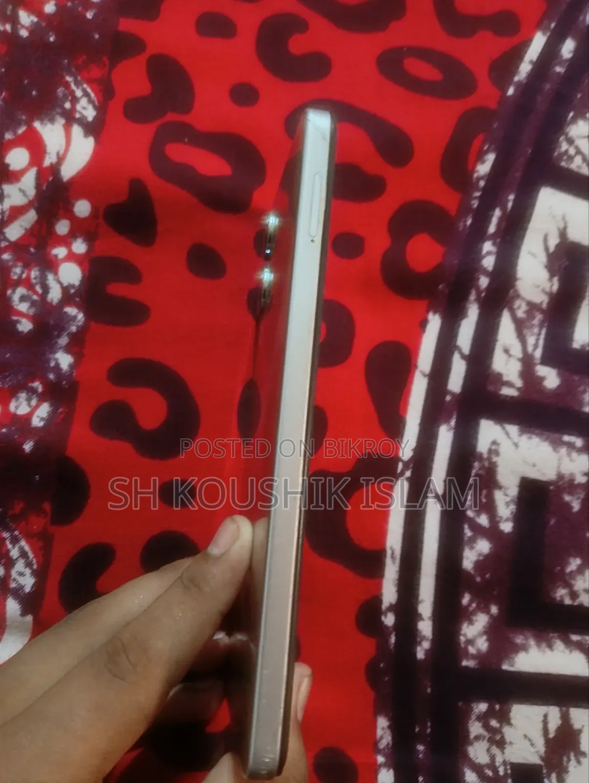 New Vivo Y04 64 GB White