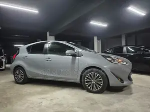 Toyota Aqua 2021 Gray