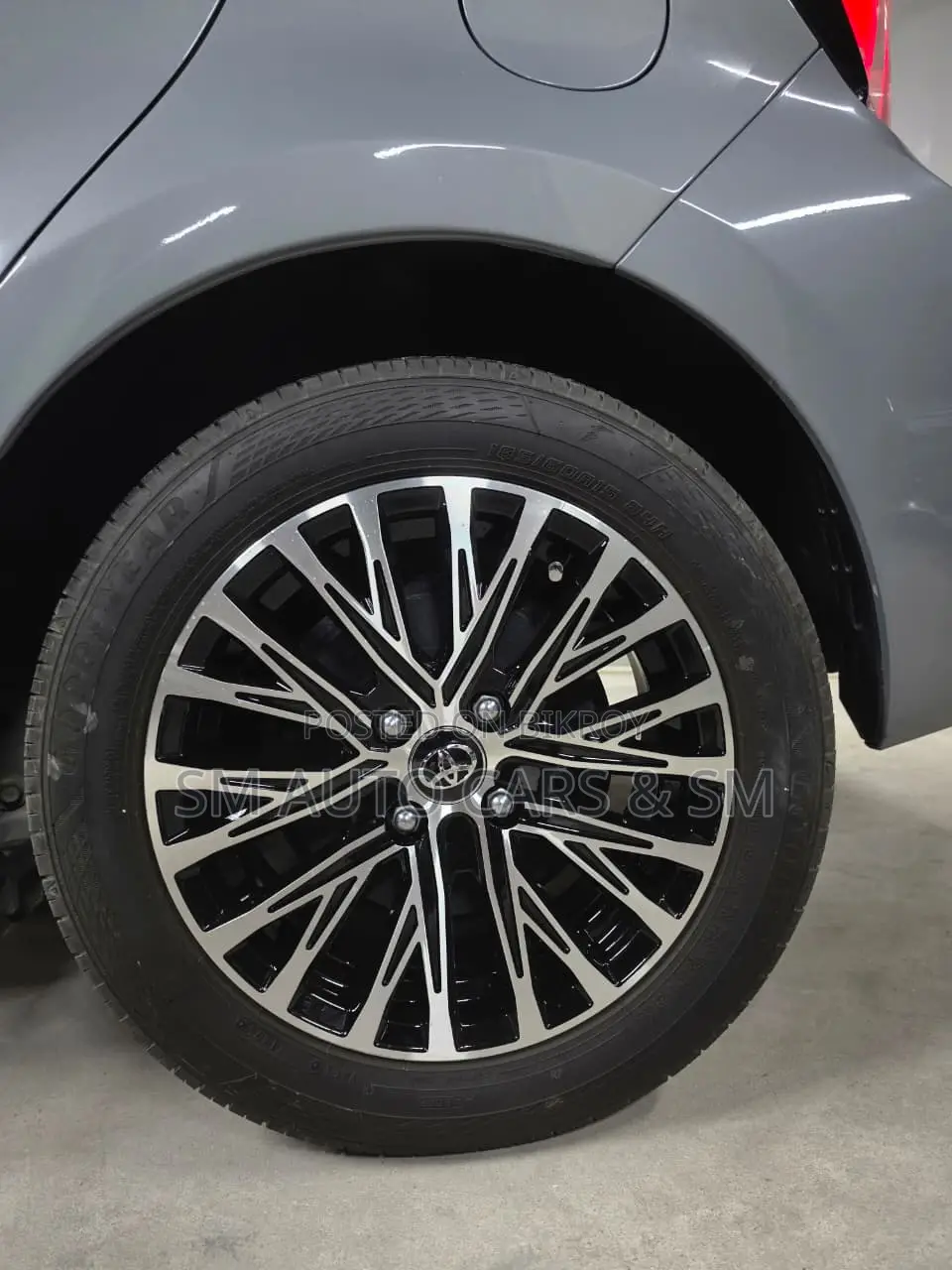 Toyota Aqua 2021 Gray