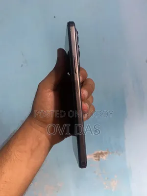 Vivo Y29 128 GB Bronze
