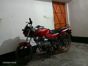Bajaj Discover 125 2018 Red
