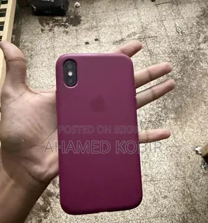 Apple iPhone XS 8 GB Black