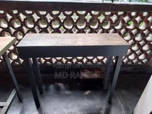 টেবিল এবং বেঞ্চ