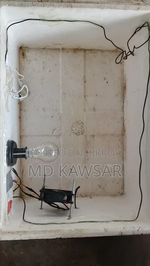 Egg Incubator Machine