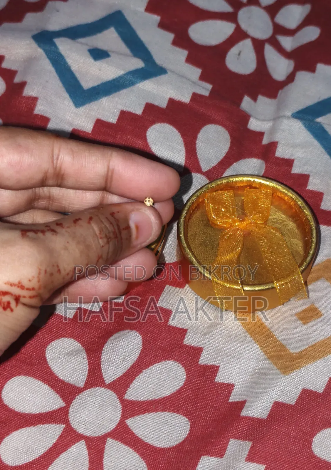 নাকফুল ২১ ক্যারেট