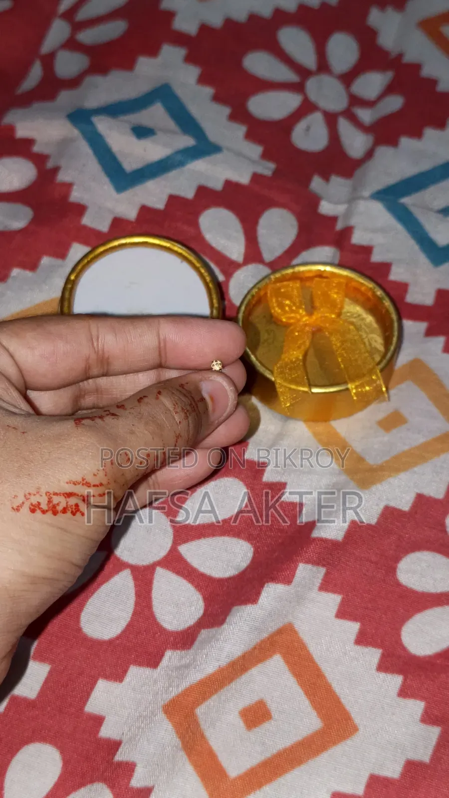 নাকফুল ২১ ক্যারেট
