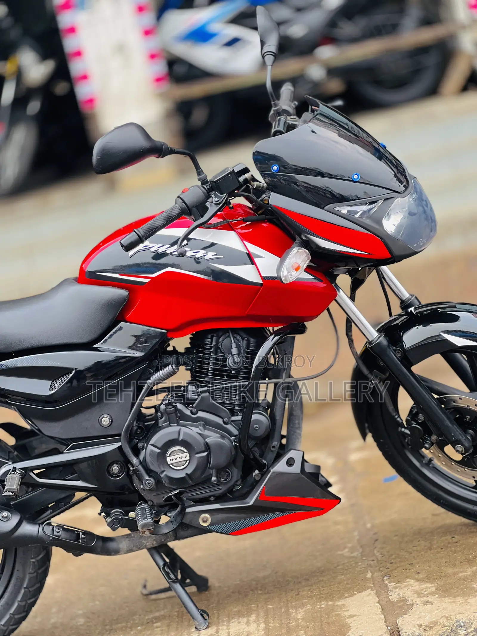 Bajaj Pulsar 150 2014 Red