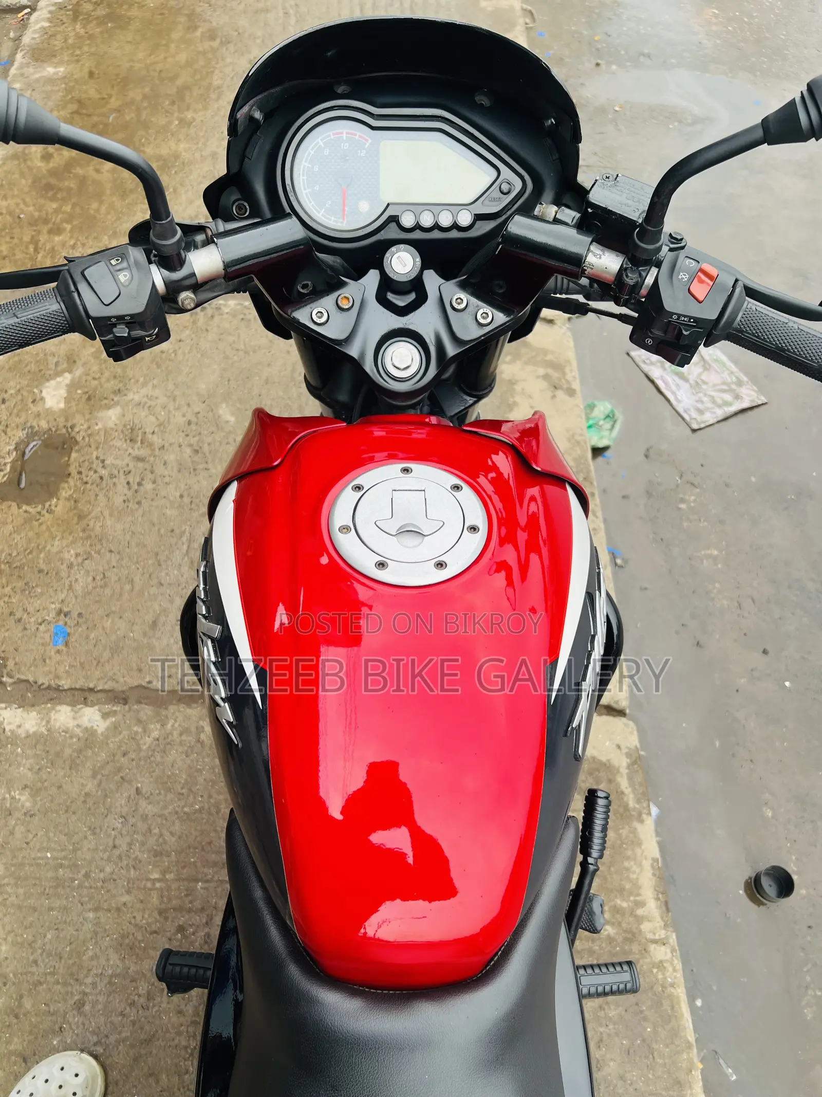Bajaj Pulsar 150 2014 Red