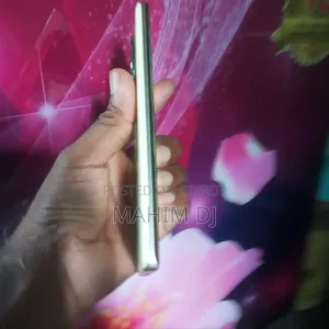New Helio 100 256 GB Gold