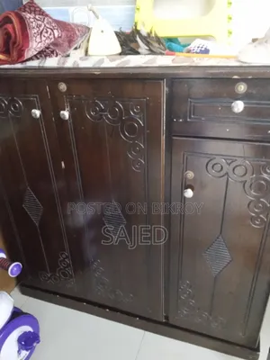 শো শেলফ