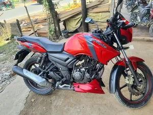 TVS Apache RTR 160 2V 2016 Red