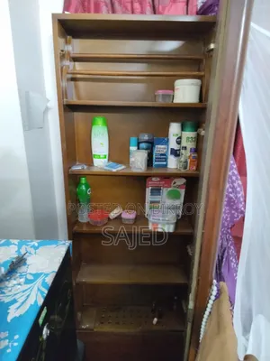 ড্রেসিং টেবিল