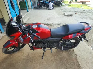 টিভিএস আপাচে আরটিআর ১৬০ টুভি ২০১৬ লাল