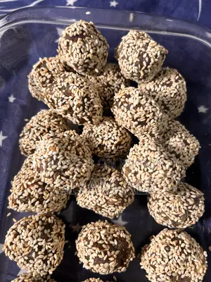 Boitin Laddu and Badam Borofi