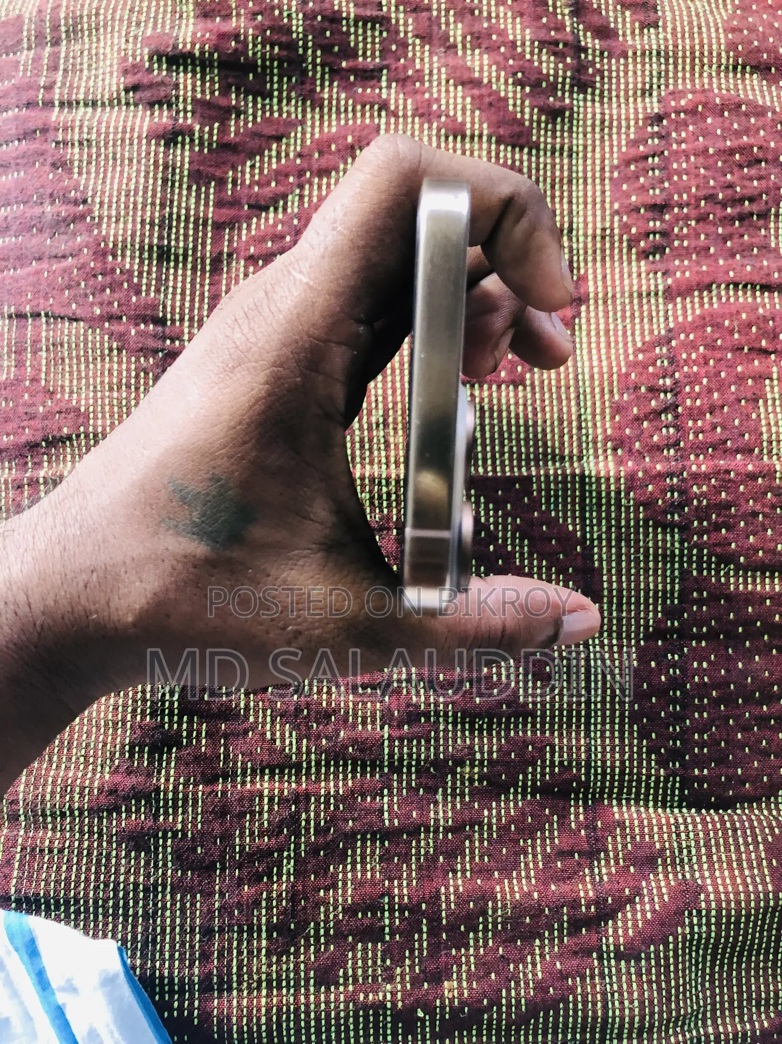 অ্যাপল আইফোন এক্সআর ৬৪ জিবি গোল্ড