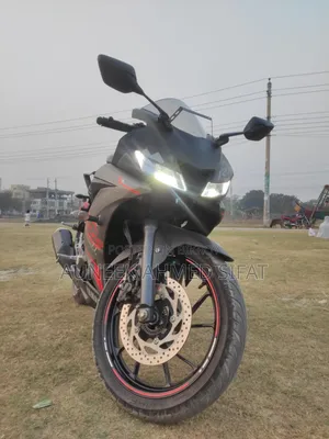 Yamaha R15 V3 2021 Gray