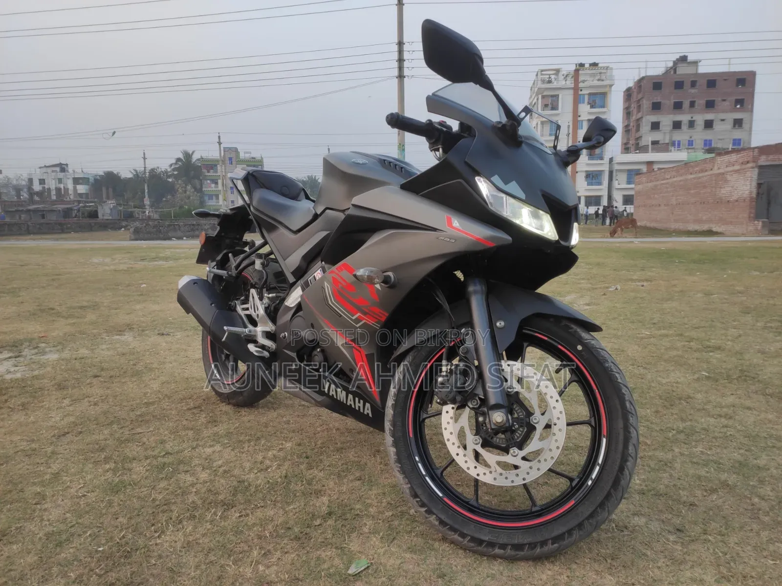 Yamaha R15 V3 2021 Gray