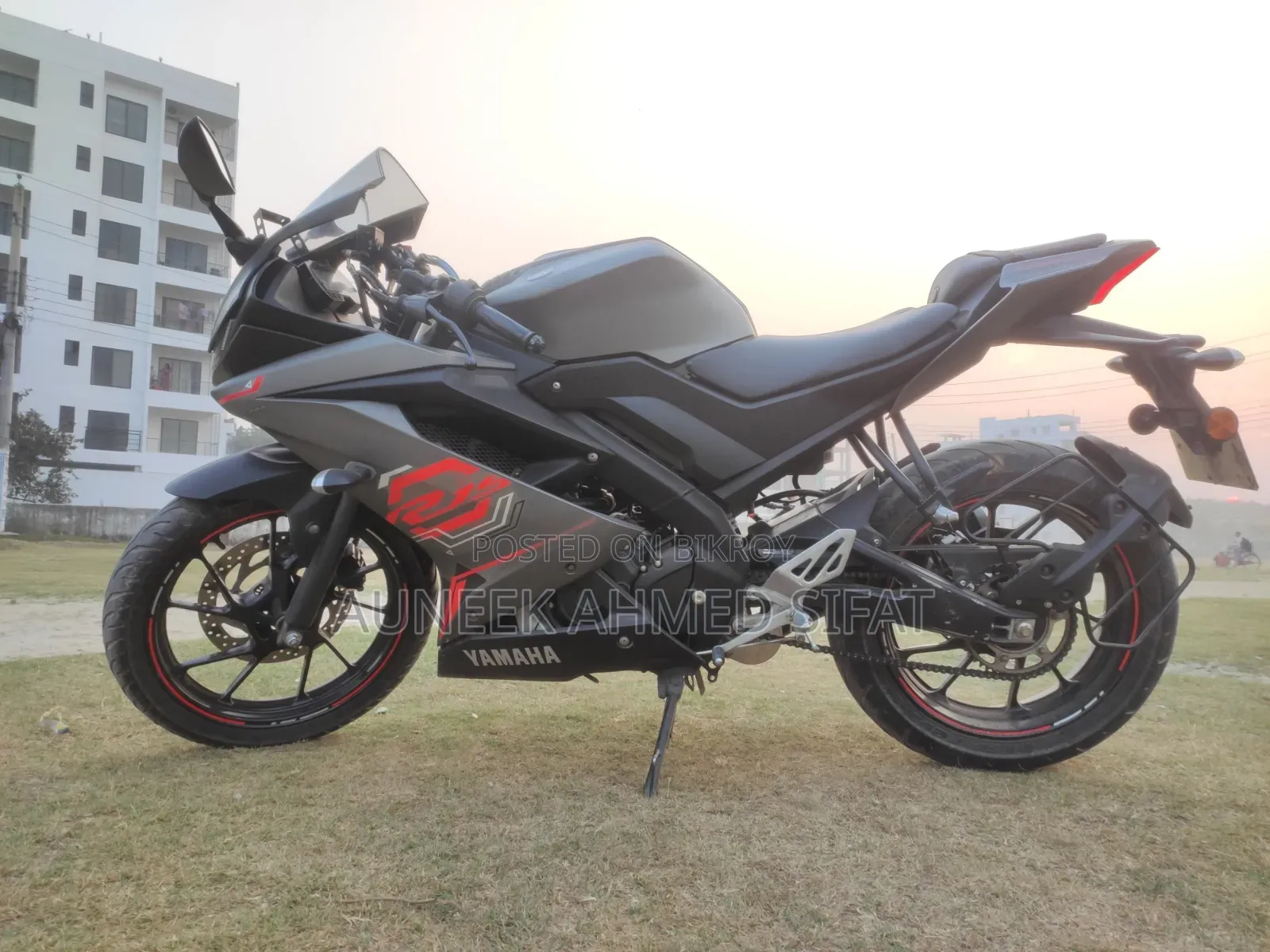Yamaha R15 V3 2021 Gray