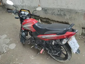 টিভিএস মেট্রো ২০২২ লাল