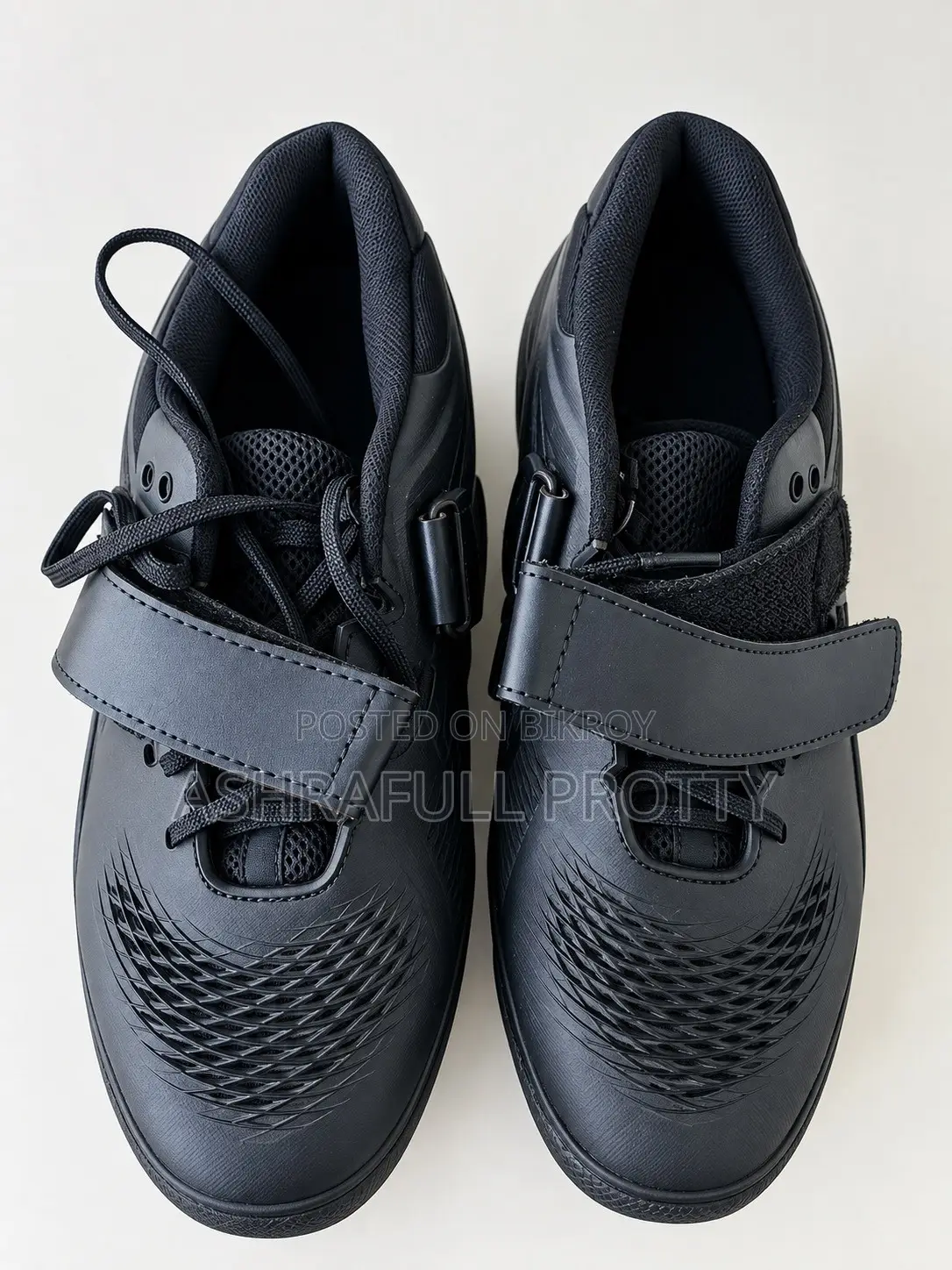 Still Spike Cricket Shoes
