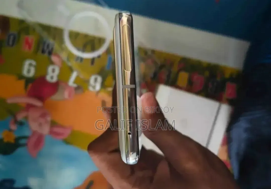 গুগল পিক্সেল ৭ প্রো ২৫৬ জিবি হোয়াইট