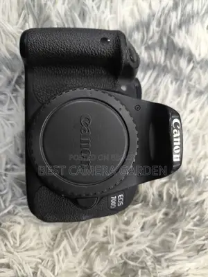 Canon 700D Only Body