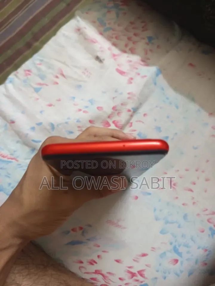 স্যামসাং গ্যালাক্সি এ১২ (ভারত) ৬৪ জিবি লাল