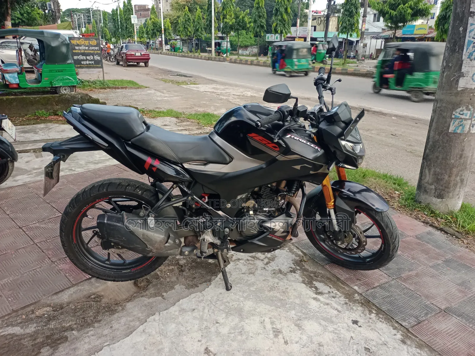 হিরো থ্রিলার ১৬০আর ২০২৪ ব্ল্যাক