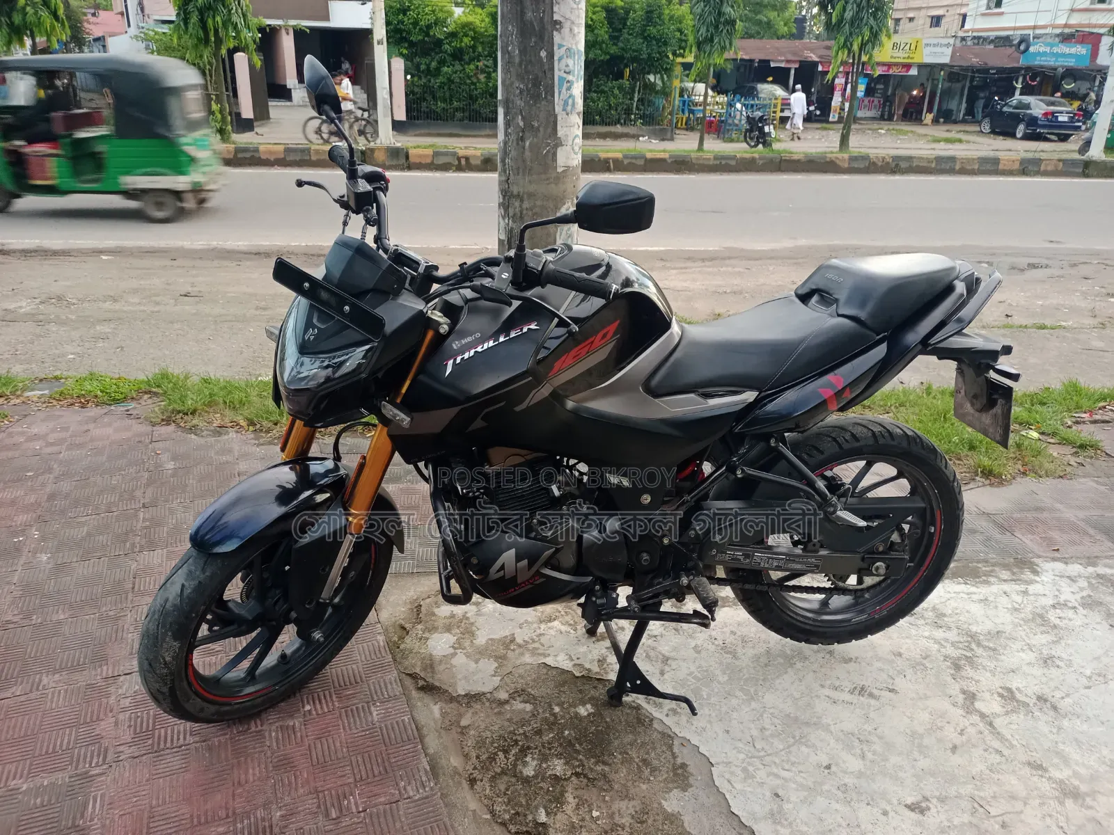 হিরো থ্রিলার ১৬০আর ২০২৪ ব্ল্যাক