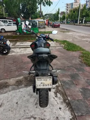 হিরো থ্রিলার ১৬০আর ২০২৪ ব্ল্যাক