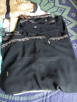 UK Dress, Saree