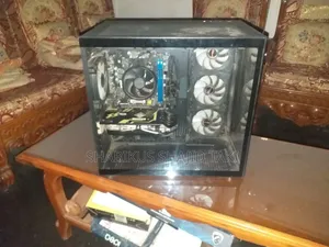 Desktop Computer 32GB AMD Ryzen 5 SSD 256GB