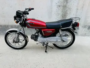 দায়াং ডিওয়াই১০০-এম ২০০১ রেড