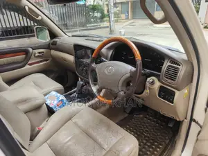 Lexus LX 470 All-Wheel Drive 1998 Pearl