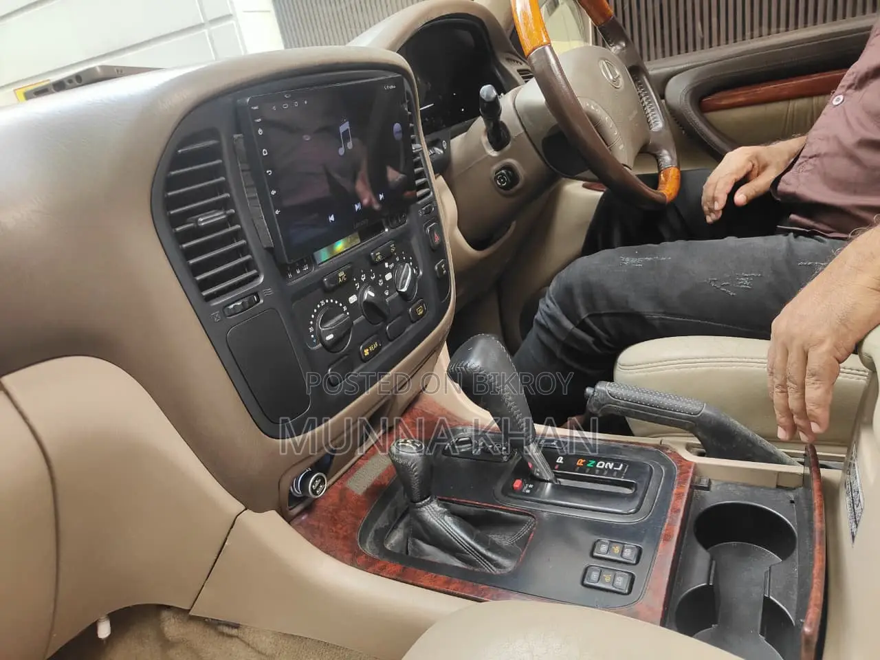 Lexus LX 470 All-Wheel Drive 1998 Pearl