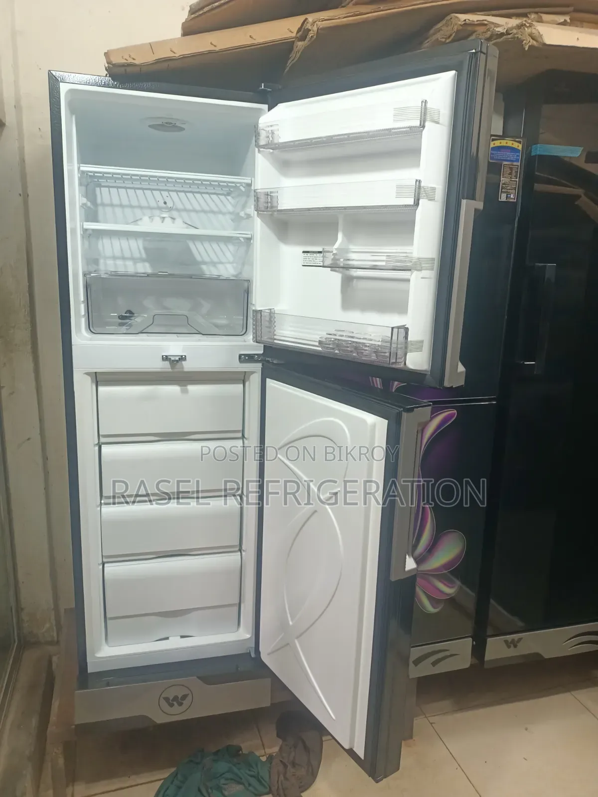 33% ছাড়ে WFB-2b6-GDSH মডেল এর 252 লিটার ওয়ালটোন ফিরিজ।