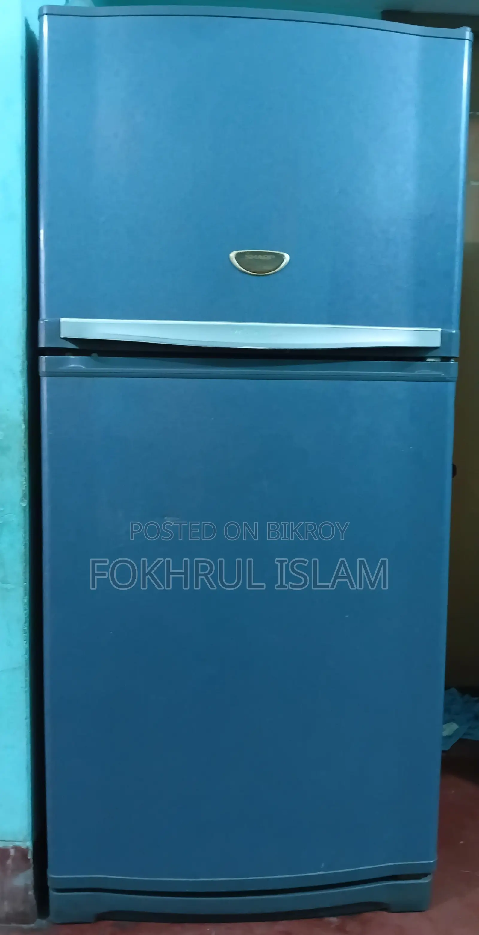 SHARP Refrigerator-Freezer SJ-D48H | In Good Condition |