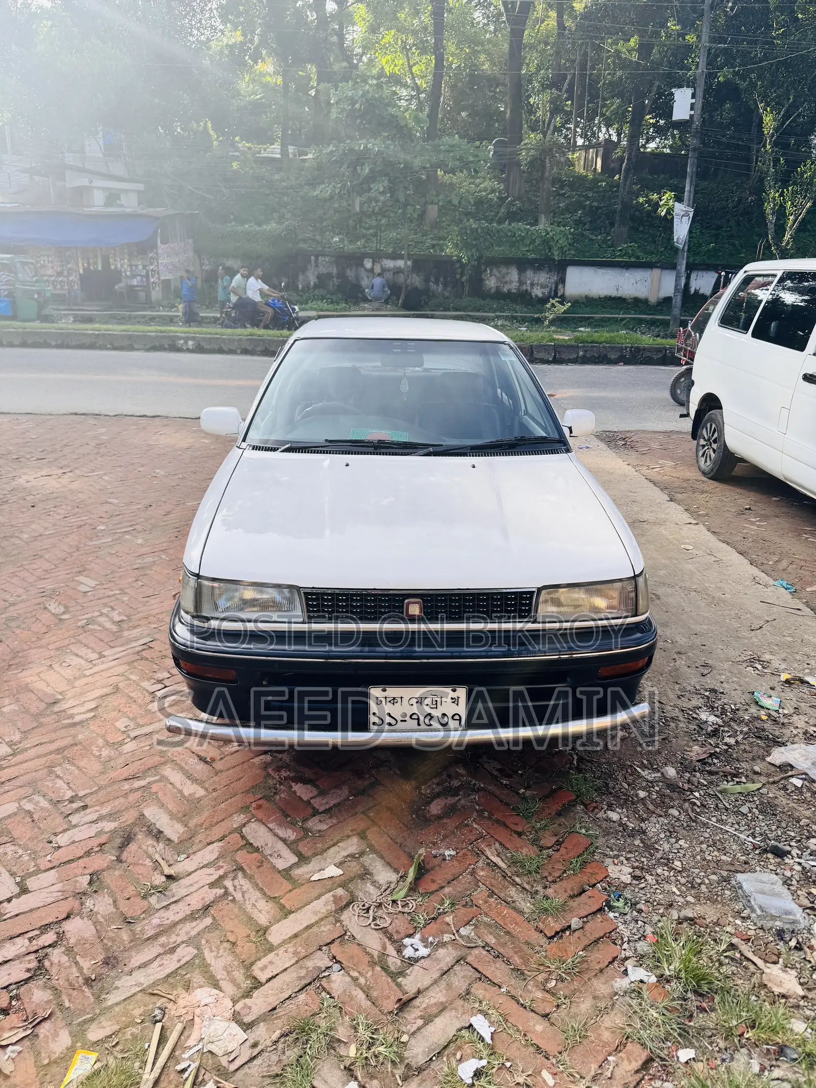 Toyota Corolla 1991 White