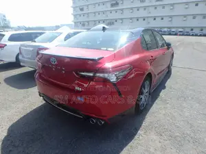Toyota Camry 2021 Red