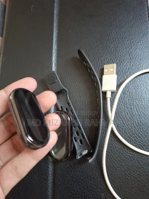 Xiaomi MI Band 8
