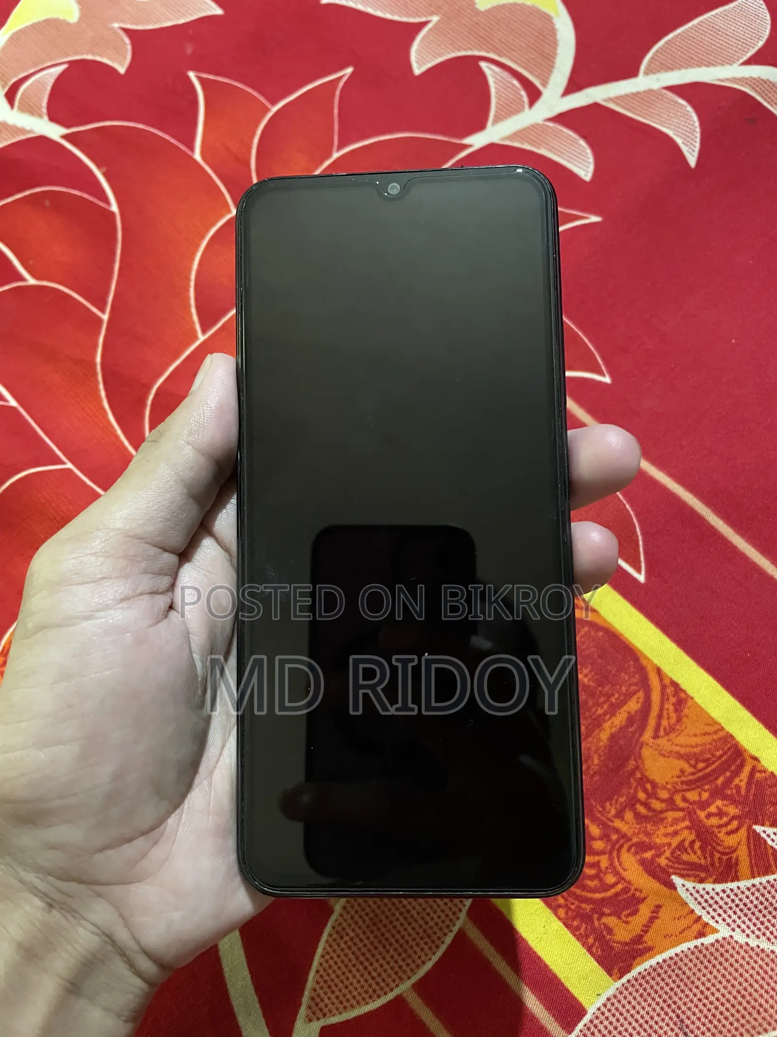 রিয়েলমি সি৩৩ ১২৮ জিবি ব্ল্যাক