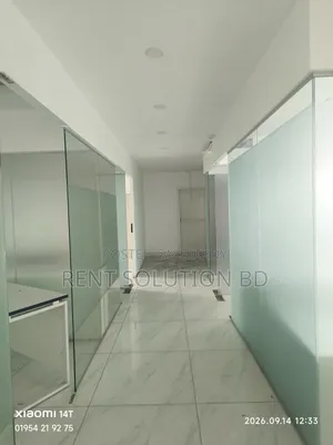 সেমি ফার্নিশড ফুললি কমার্শিয়াল স্পেস