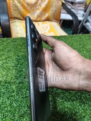 টেকনো ক্যামন ৪০ প্রো ৪জি ২৫৬ জিবি ব্ল্যাক