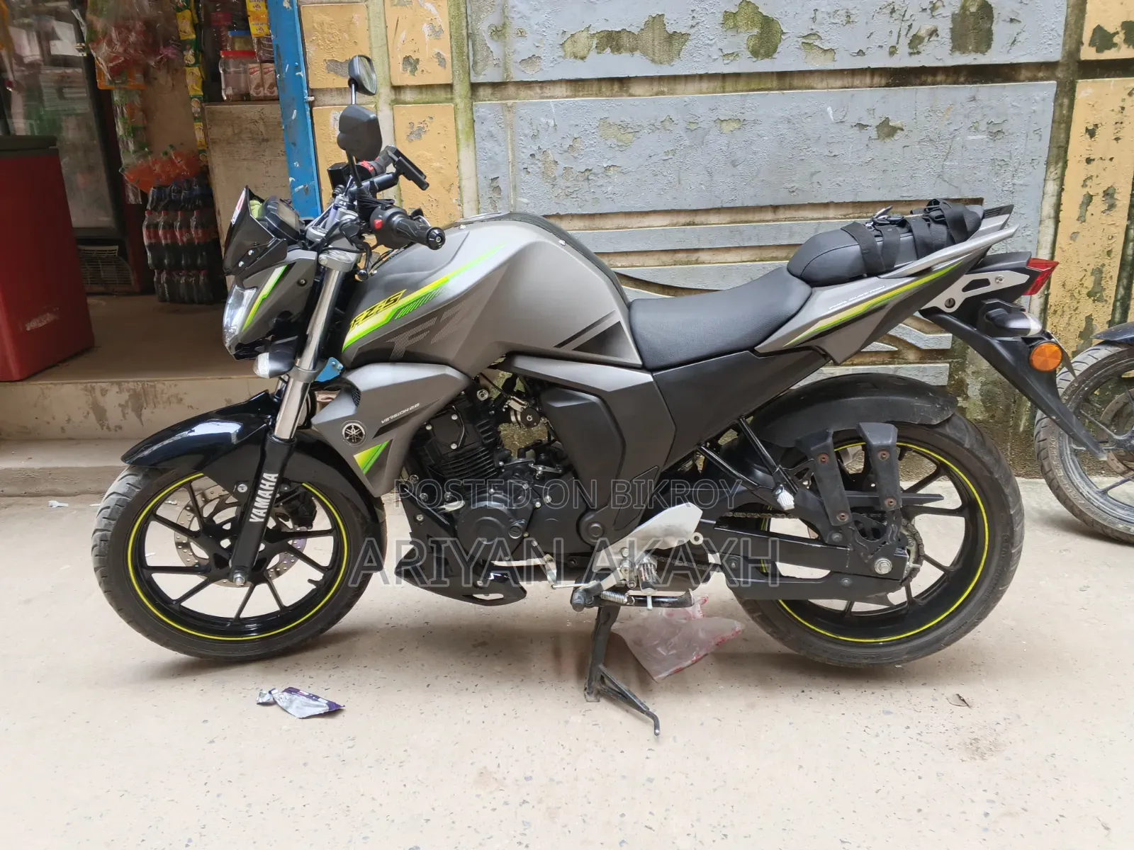 নিউ ইয়ামাহা এফজেডএস ভি২ ২০২৬ সিলভার