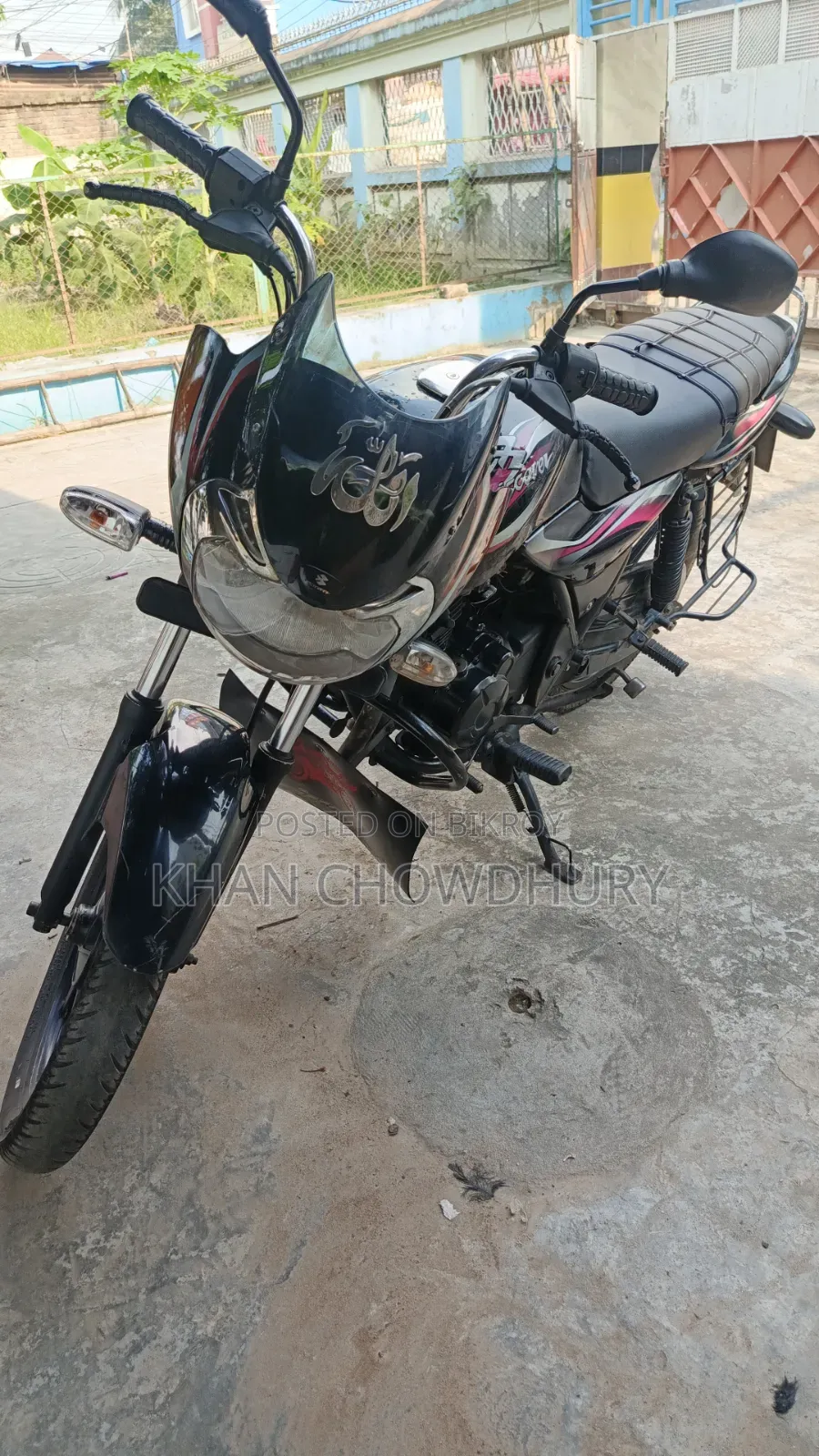বাজাজ ডিসকভার ১০০ ২০১৫ ব্ল্যাক