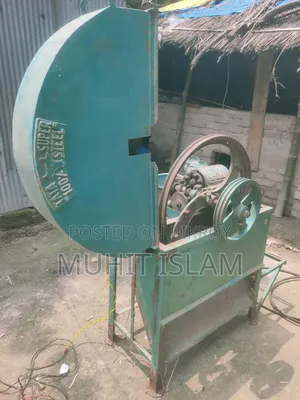 Grass cutting machine