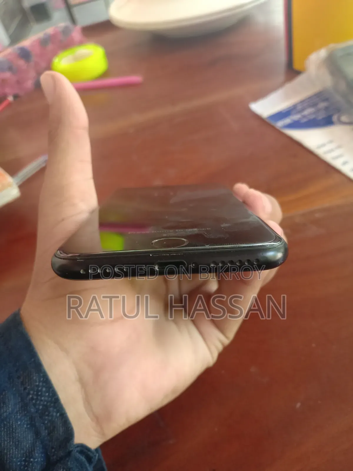 Apple iPhone SE (2020) 64 GB Black