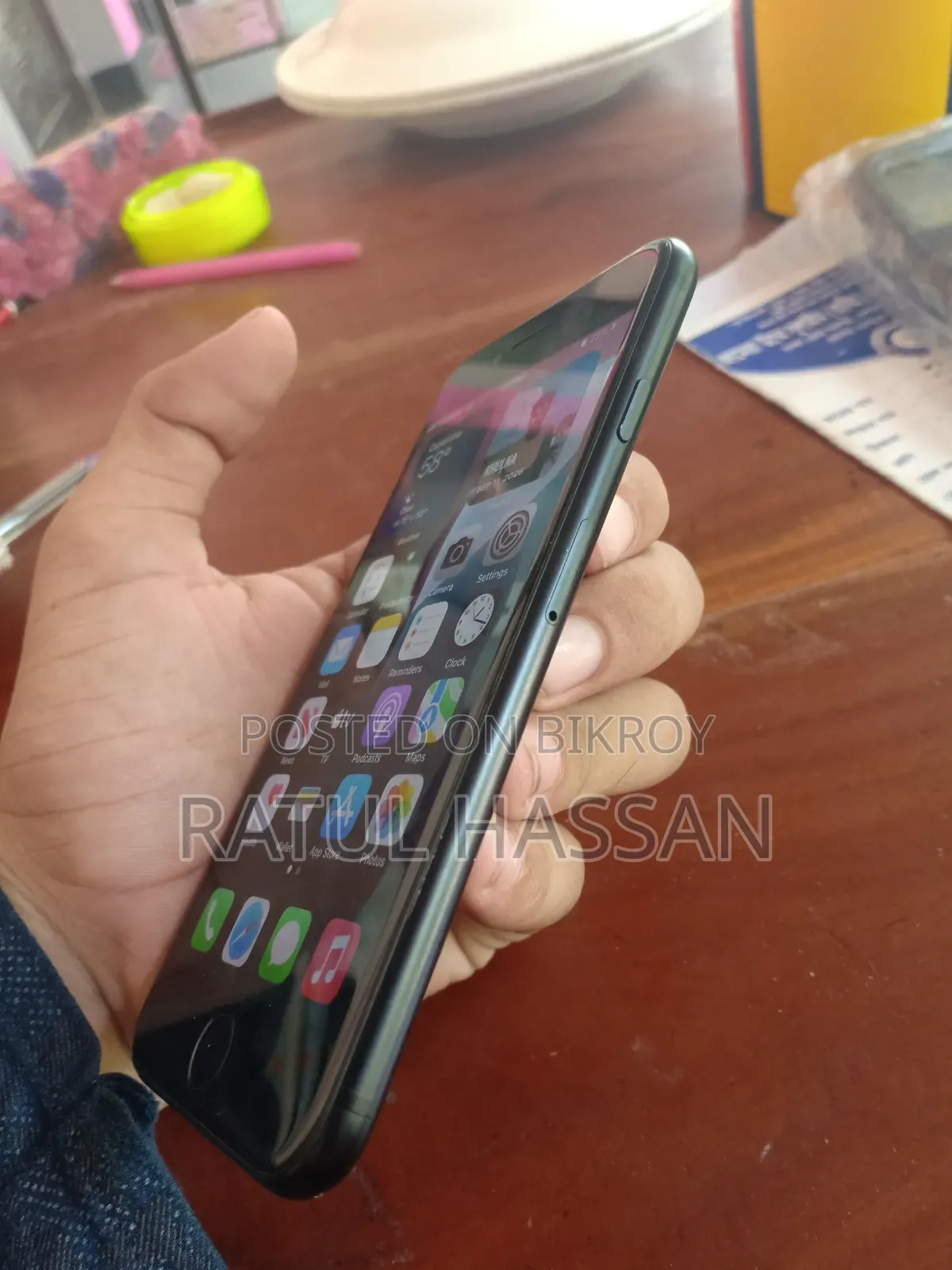 Apple iPhone SE (2020) 64 GB Black