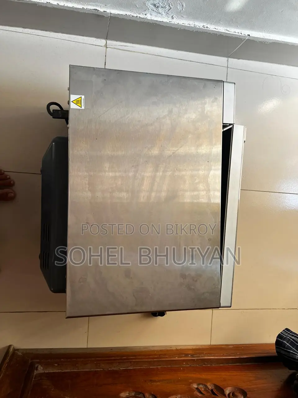 শার্প ২৫ লিটার আর-৮৪এও(এসটি)ভি কনভেকশন মাইক্রোওয়াভ ওভেন