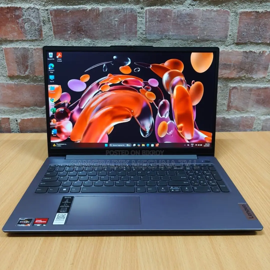 Laptop Lenovo 4GB Intel SSD 500GB
